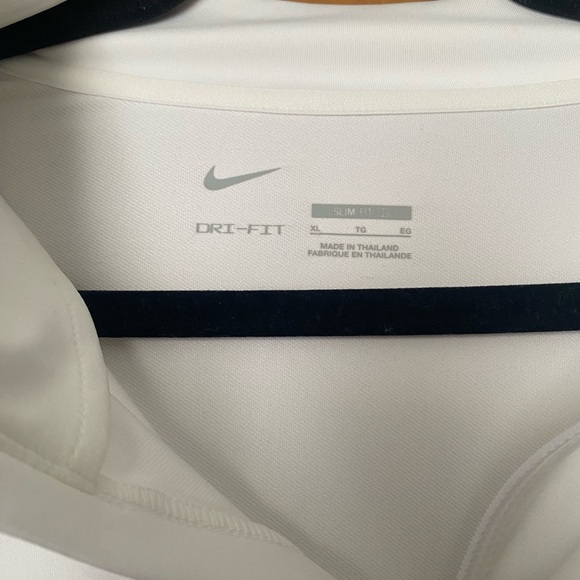 Nike Men's Strike Drill Half-Zip Hoodie - Picture 4 of 5